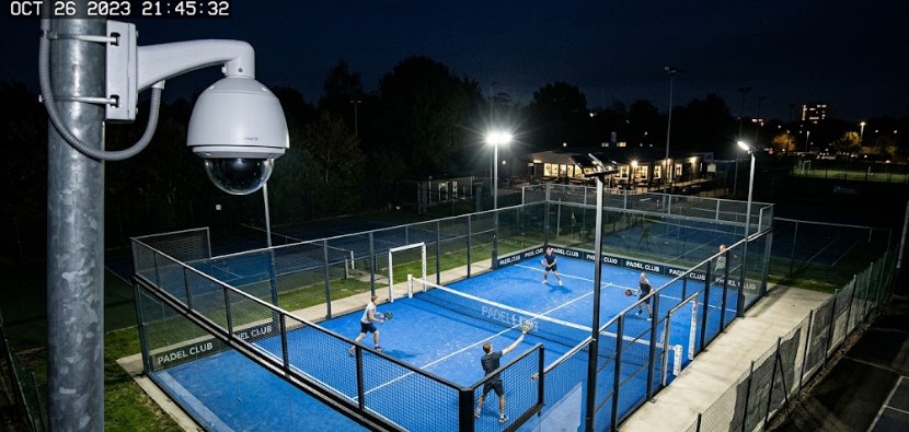 club-deportivo-de-noche-cancha-padel