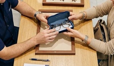 Cámaras de seguridad para ópticas: qué zonas cubrir y por qué | MonitorCenter